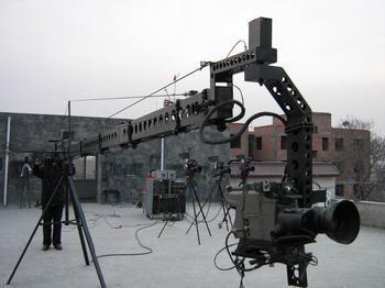 汽车租赁宣传片拍摄9座金杯租赁影视器材租赁